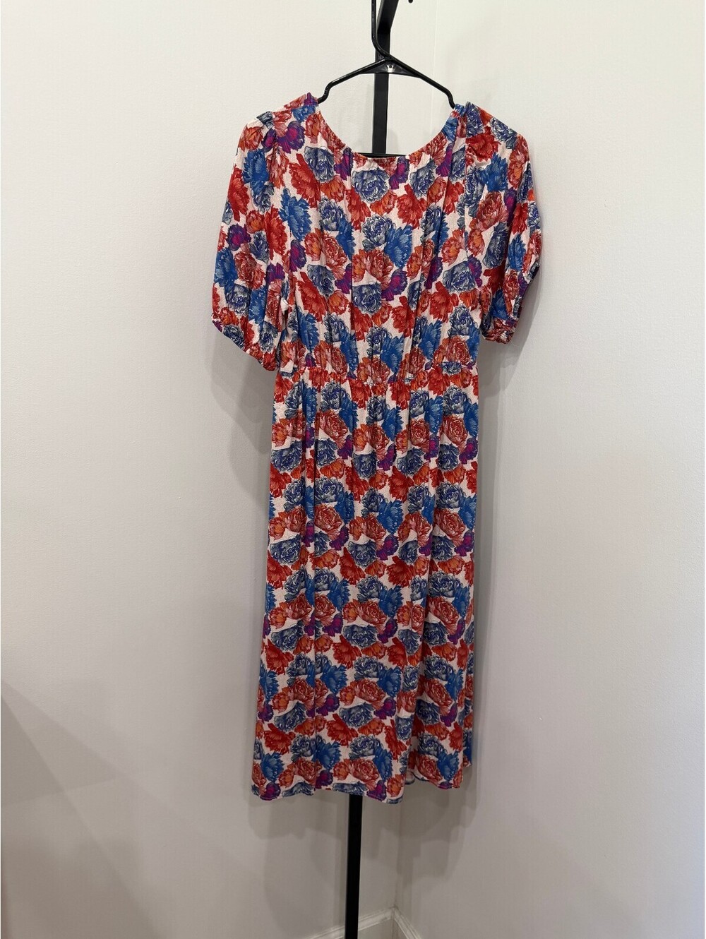 NSR Floral Midi Dress with Front Tie Detail, Size Large - Picture 8 of 8